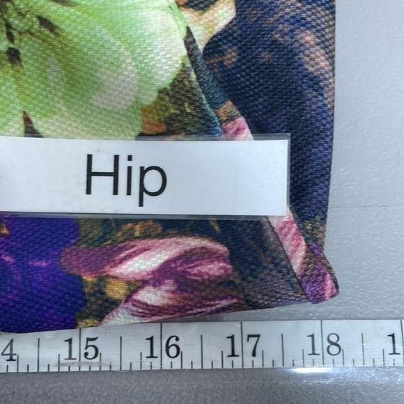 Darling Layla Fitted Dress Midi Short Sleeves Green Purple Floral Size Small S - Picture 11 of 14